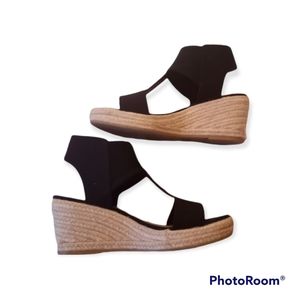 Women's Wedge Shoe